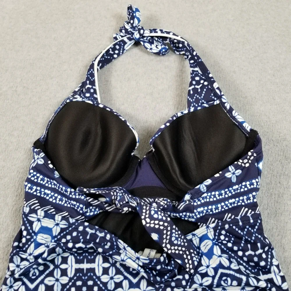 Tommy Bahama item good